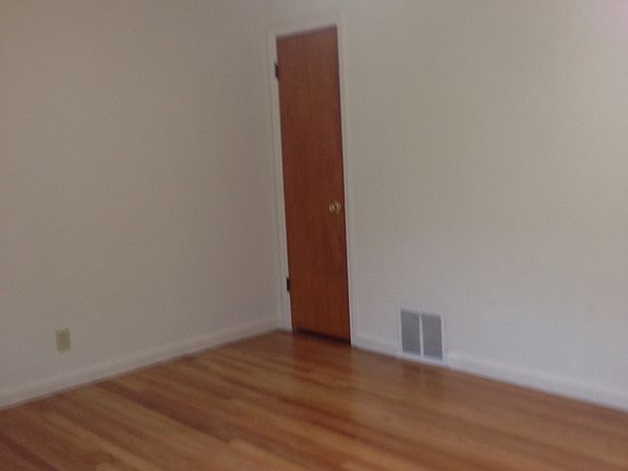 3rd image of 2608 Tamm Ave