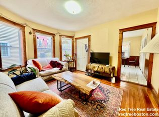 69 Woodlawn St APT 1, Jamaica Plain, MA 02130