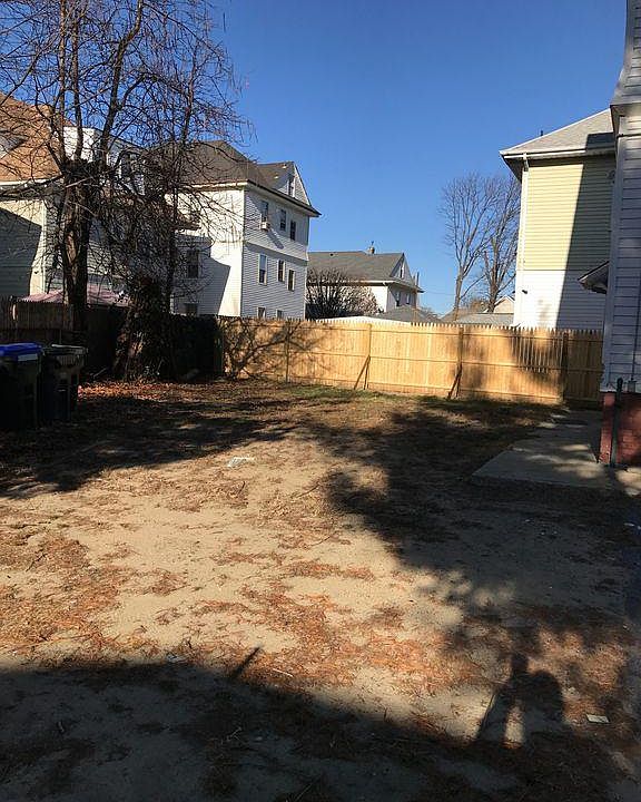 2nd image of 45 43 Humes St #2