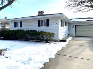 2915 Ellis St, Waukegan, IL 60085