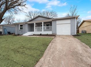 2816 Raton Dr, Fort Worth, TX 76116