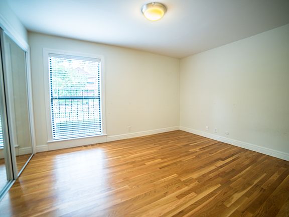 5th image of 3726 Locust St APT 9