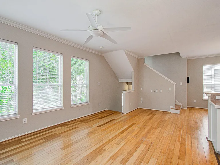 2920 Clay St — Photo 30