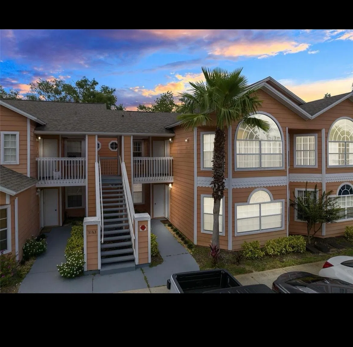 3 bed, 1357 sqft, $2,500 — Photo 1