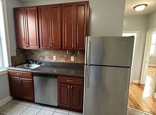401 6th St APT 3, Union City, NJ 07087