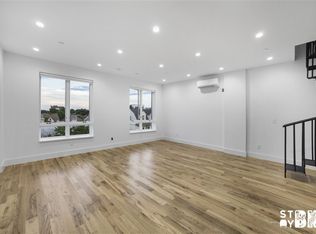 862 E 35th St APT 4, Brooklyn, NY 11210