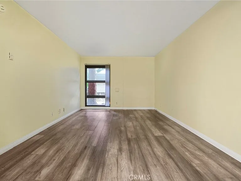 8650 Gulana Ave — Photo 15