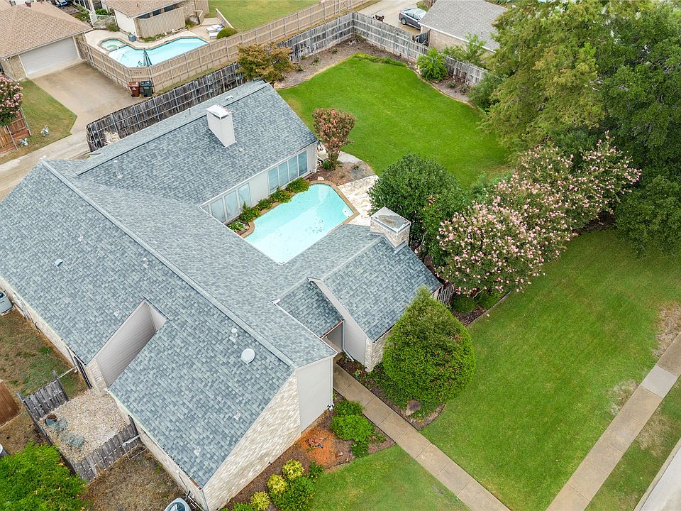 1st image of 3535 Interlaken Dr