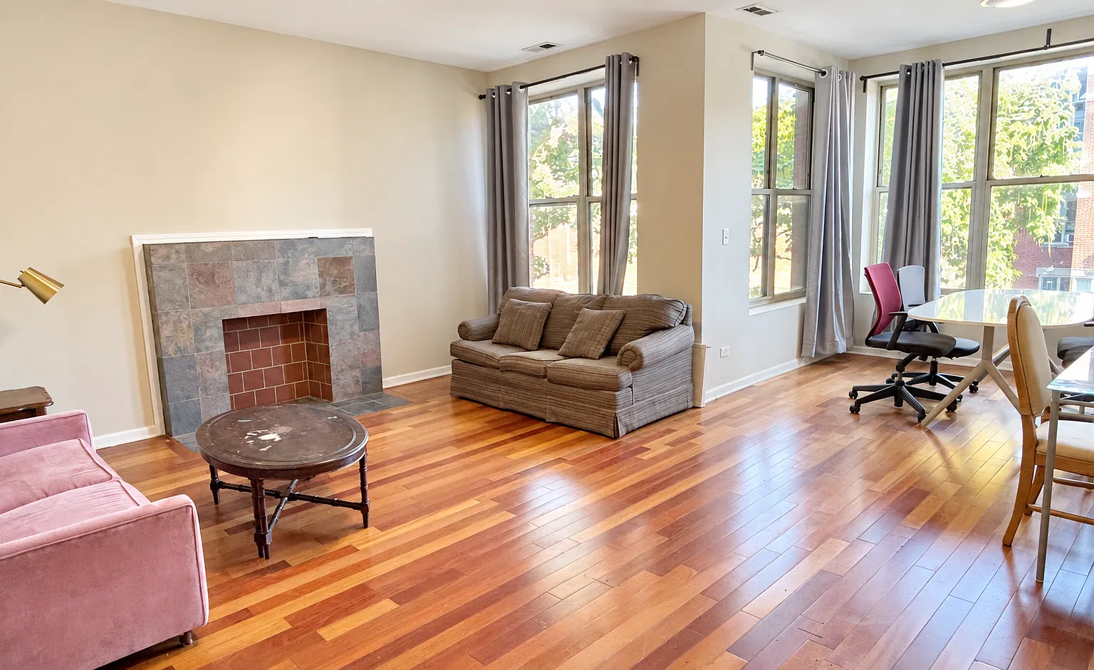 3 bed, 1800 sqft, $2,750 — Photo 2
