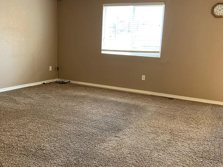 1004 Diamond Rim Dr — Photo 33