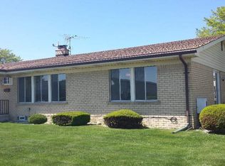 19303 E Thirteen Mile Rd, Roseville, MI 48066