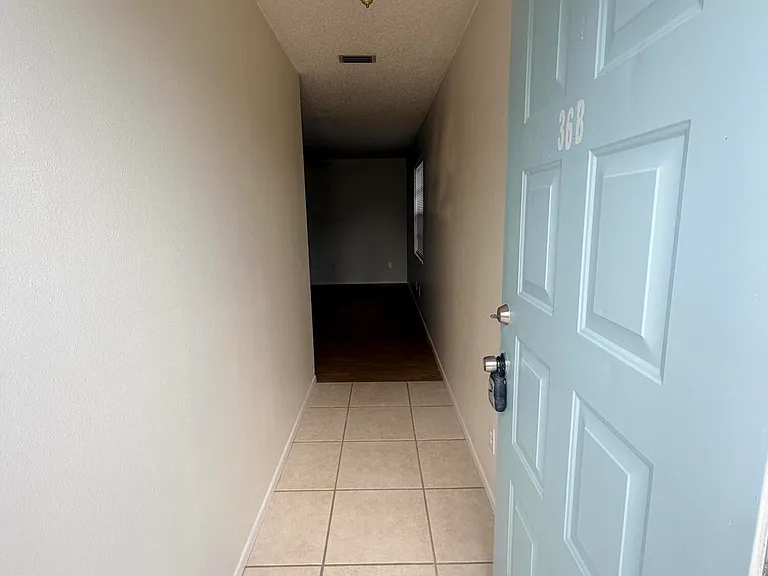 36 Elton St #B — Photo 3