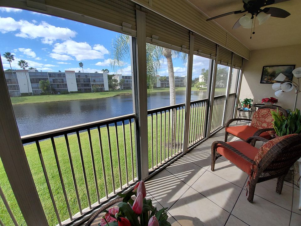 Home For Sale In Huntington Lakes