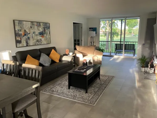 9300 N Hollybrook Lake Drive #205, Pembroke Pines, FL 33025