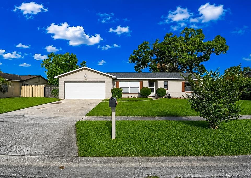 1st image of 2806 Moss Grove Blvd