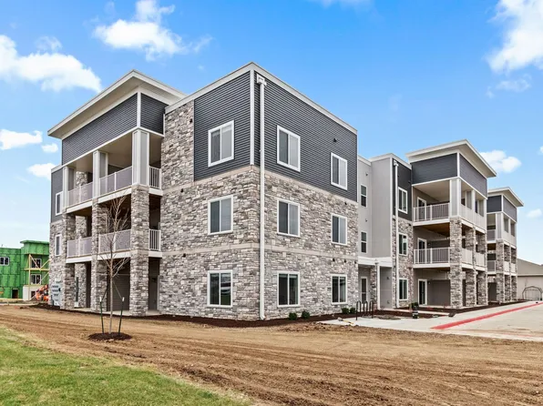 555 N. Madison Ave, 555 Madison Ave N #307, North Liberty, IA 52317