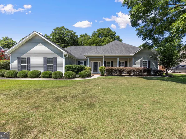 220 Grove Ln, Kathleen, GA 31047