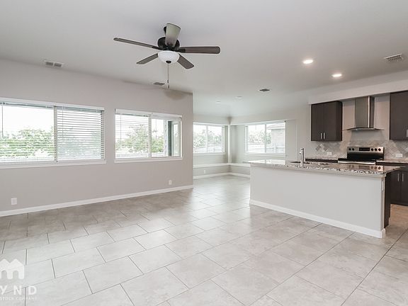 5th image of 12325 Treeline Dr