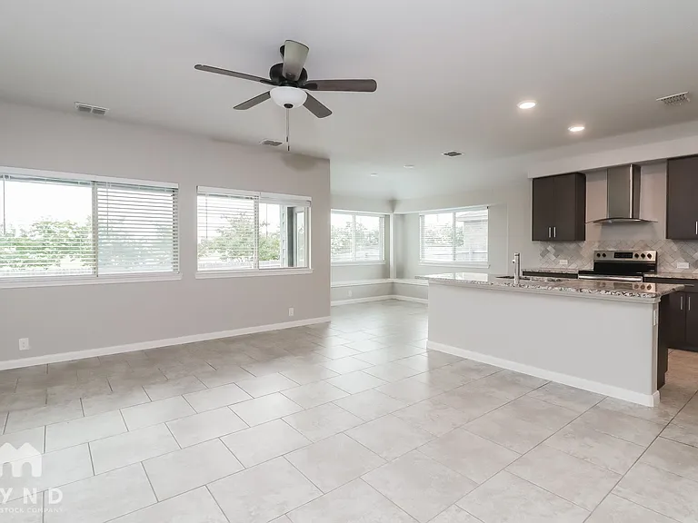 12325 Treeline Dr — Photo 5