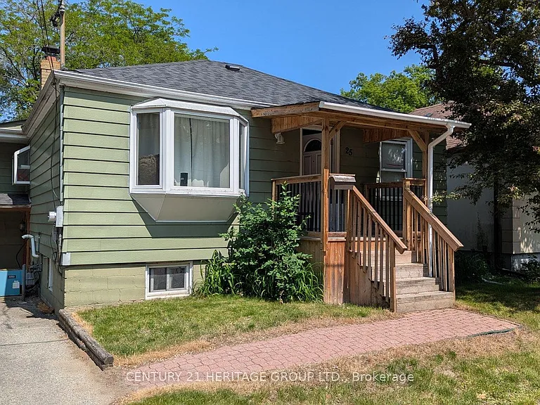 25 Bush Dr — Photo 1