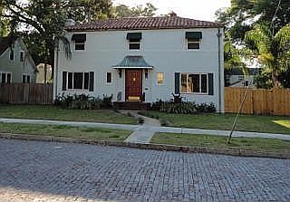 Mediterranean on xtra large lot