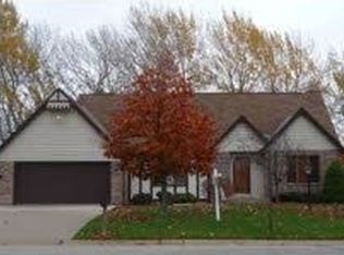 2113 Brougham Ln, Racine, WI 53406