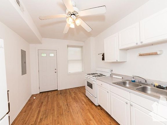 3rd image of 3820 N Sheffield Ave #382O-1