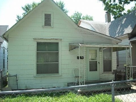 1st image of 4817 E 8th St