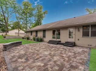 3040 E Rotamer Rd, Janesville, WI 53546
