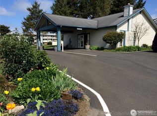 210 26th Street NW #207-8, Long Beach, WA