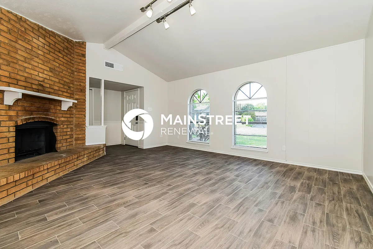 Living Room - 9114 Westfield Dr