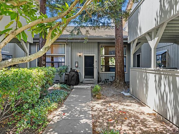 2nd image of 179 Del Monte Ln