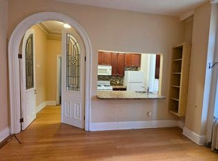 4041 Baltimore Ave #2R, Philadelphia, PA 19104