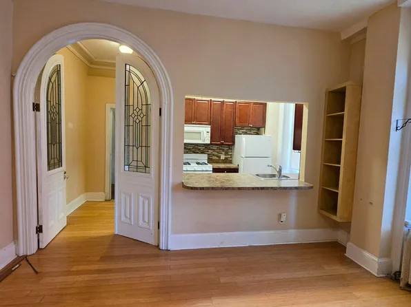 4041 Baltimore Ave, Philadelphia, PA