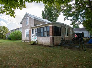 1604 E Dowling St, Kendallville, IN