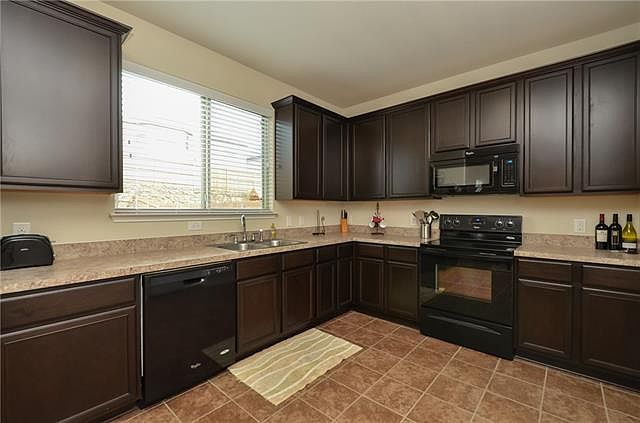 1st image of 3409 Seaside Dr
