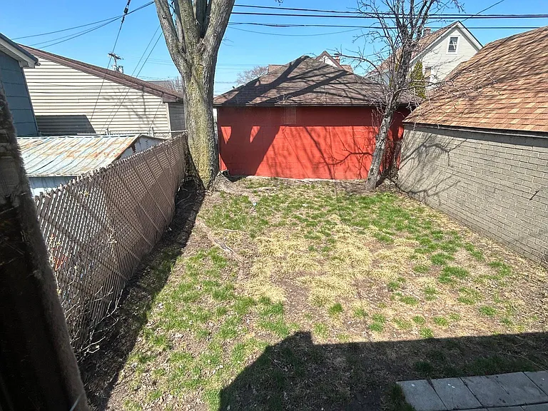 14 Vulcan St — Photo 9