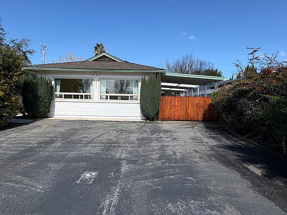 2nd image of 1247 Lana St