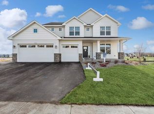 2009 Rainy Ln, Lino Lakes, MN 55038