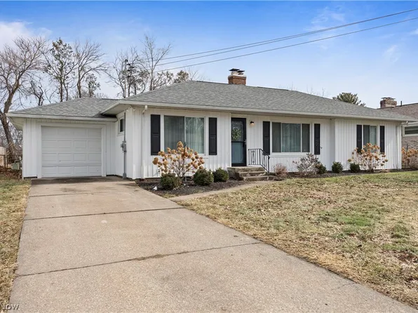 3702 Osborn Dr, Sandusky, OH 44870