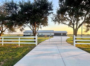 5433 Bollinger Rd, Sealy, TX 77474