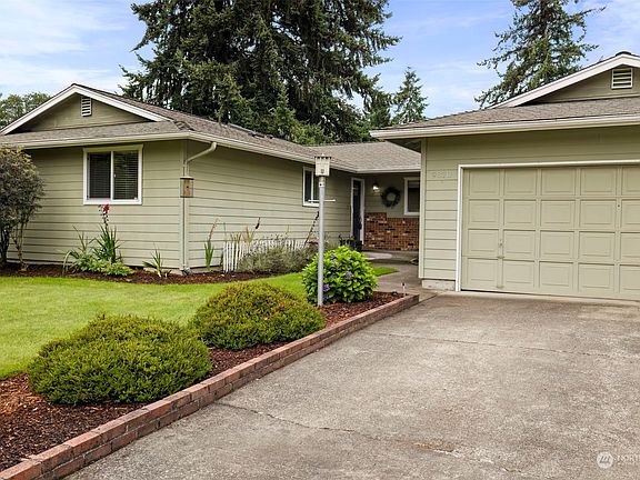 4th image of 9810 60th Street Ct W