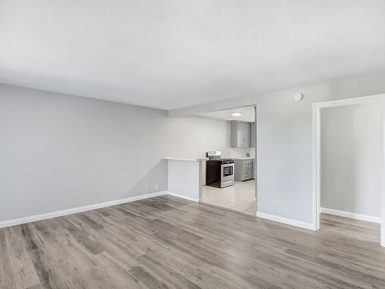 3801 Madison St. — Photo 3
