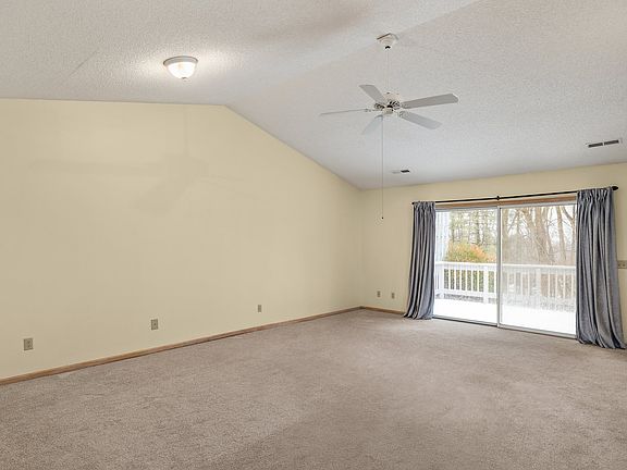 3rd image of 1685 Riva Ridge Dr