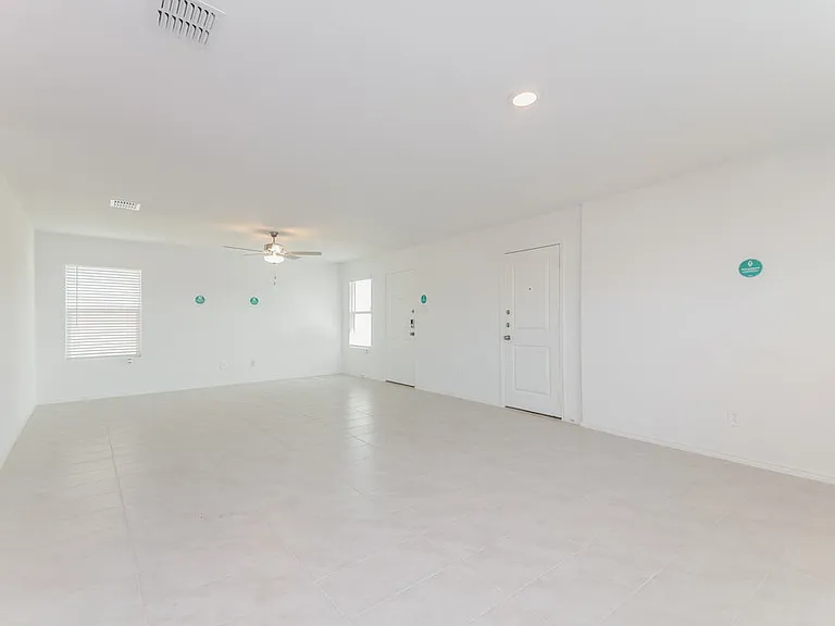 1536 Highbridge Blvd — Photo 7