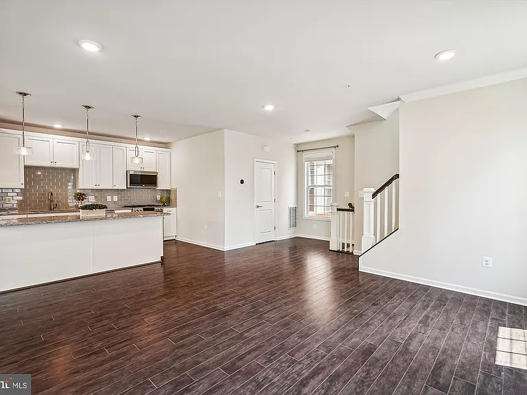 23265 Milltown Knoll Sq #101 — Photo 4