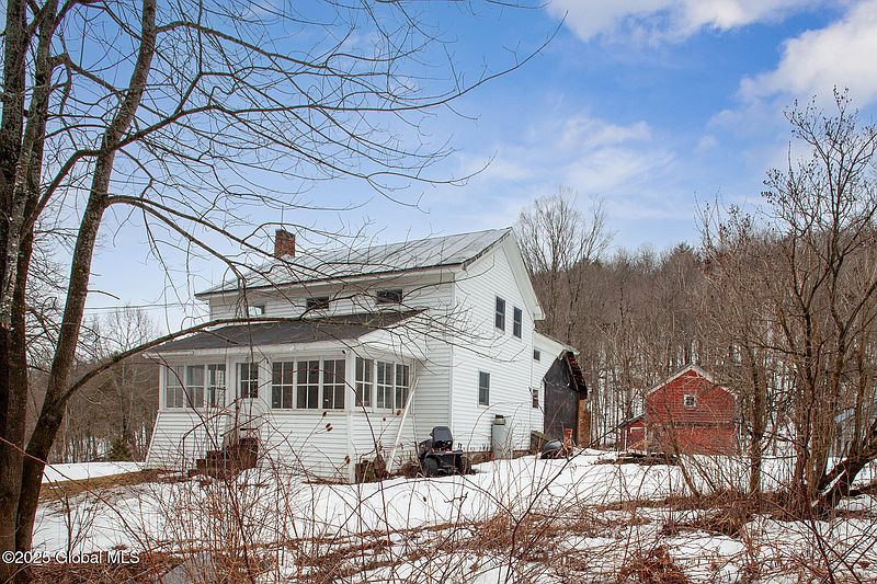 2nd image of 105 Vintonton Road