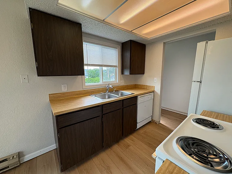 489 N Joseph Ave — Photo 18
