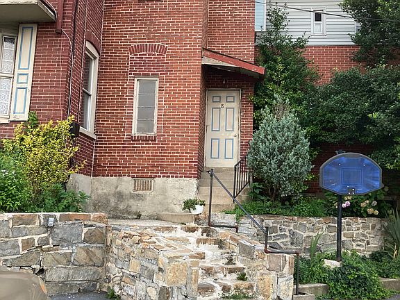 2nd image of 4192 Division Hwy #8