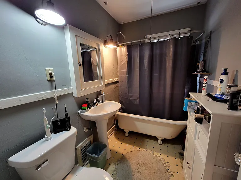 609 S Prairie St — Photo 10